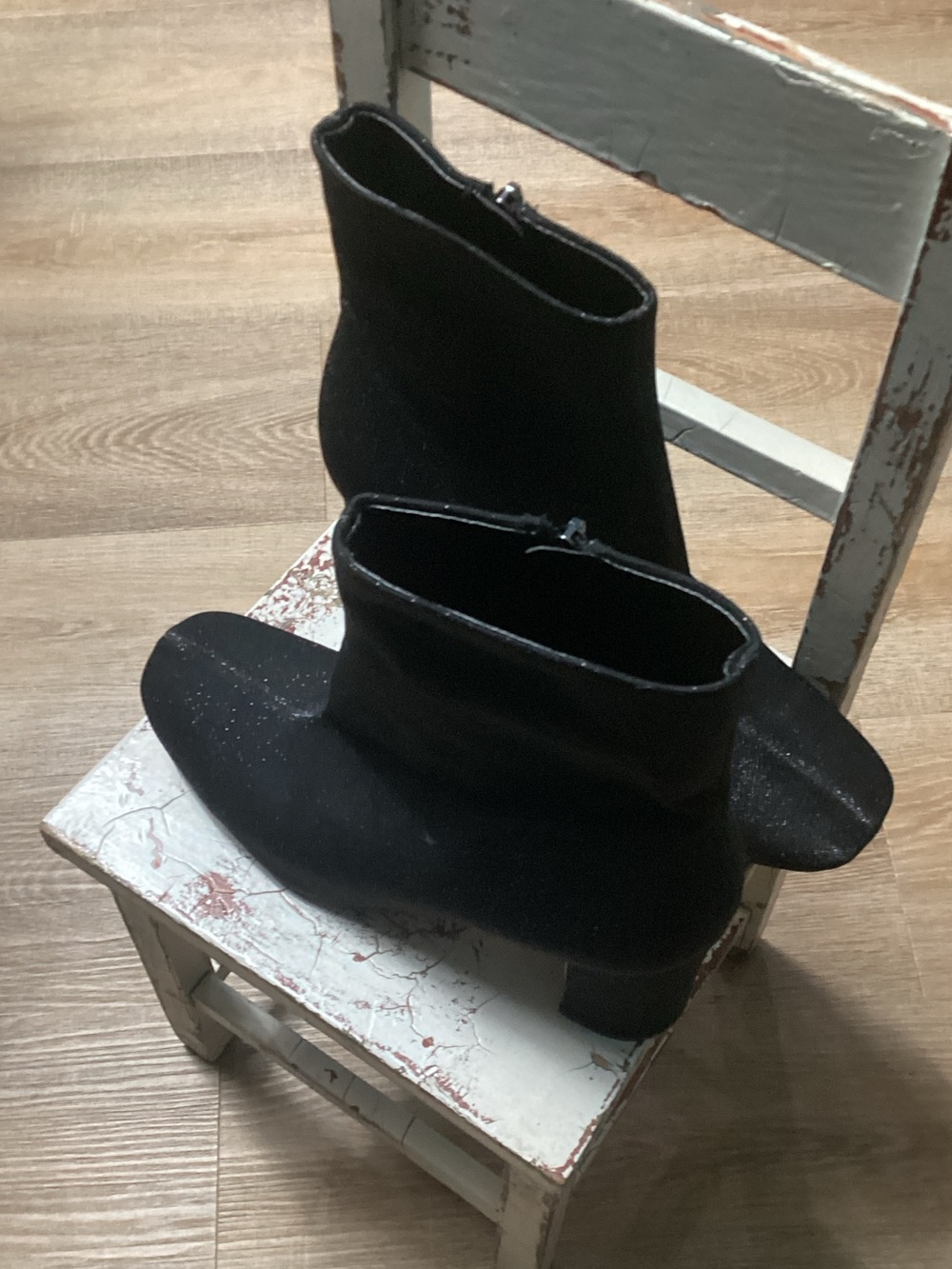 Marc Fisher LTD Black Suede Ankle Boots with Side Zip Sz 10 Heel 3.5”